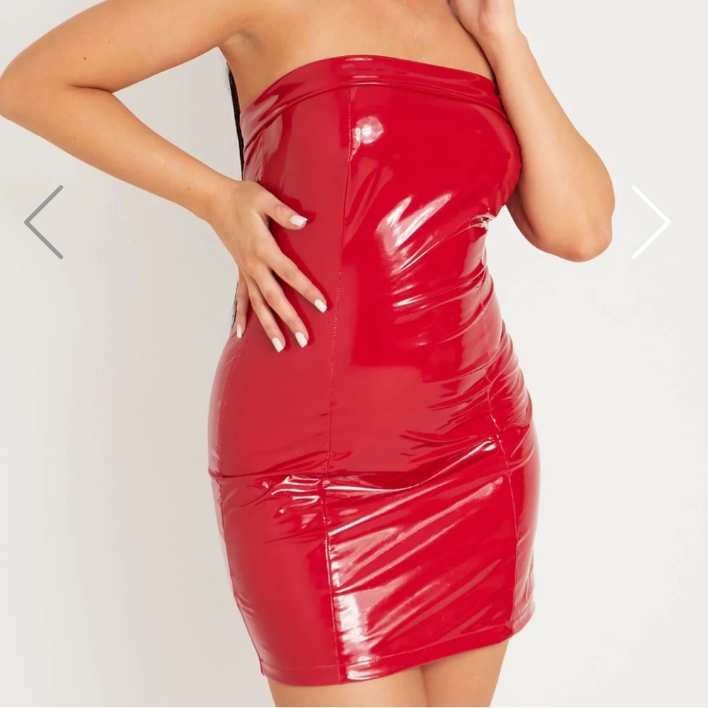 Missy empire vinyl latex bandeau bodycon mini dress